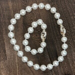 Elegant White Pearl and Crystal Necklace/ Bracelet Set